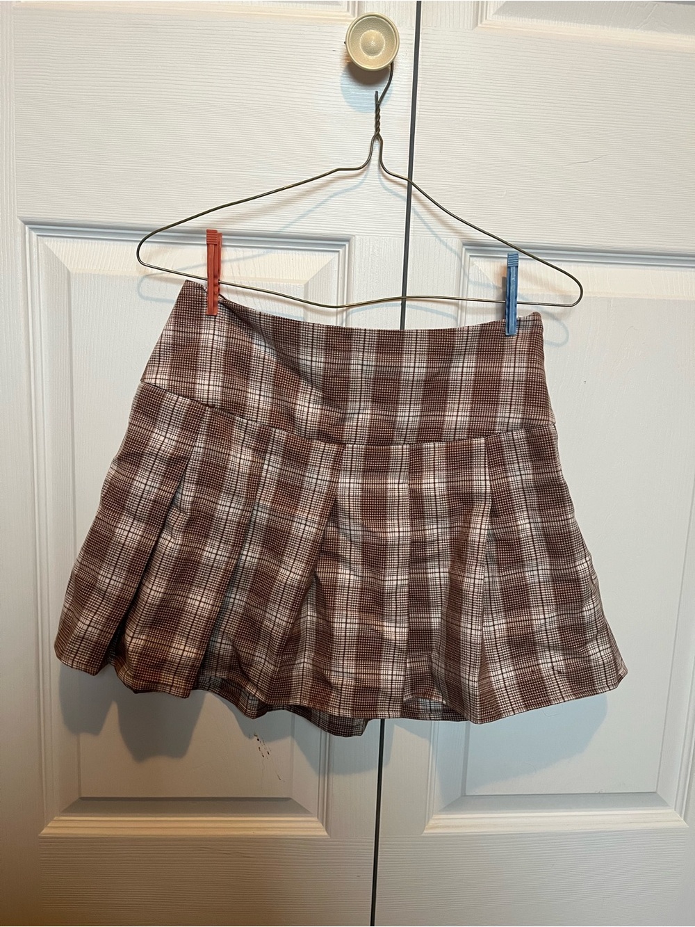 Nordstrom BP. Brown and White Plaid Pleated Skirt